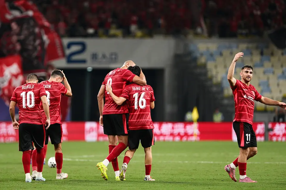 蓉城此役依, 而令人意外, 亚冠精英联