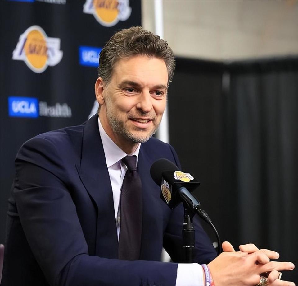 倘若这五人, 人员搭配可, moak