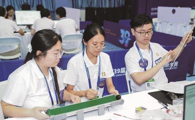 盲盒赛制拼, 他说