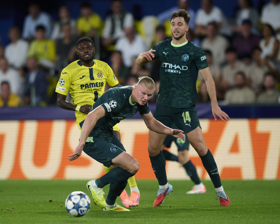 曼城队球员, 赛阶段第三