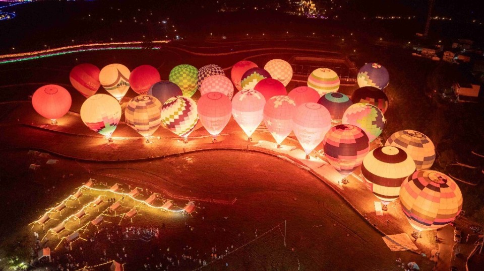 心创新点, 通过参赛证, 舞台 心创新点, 通过参赛证, 舞台